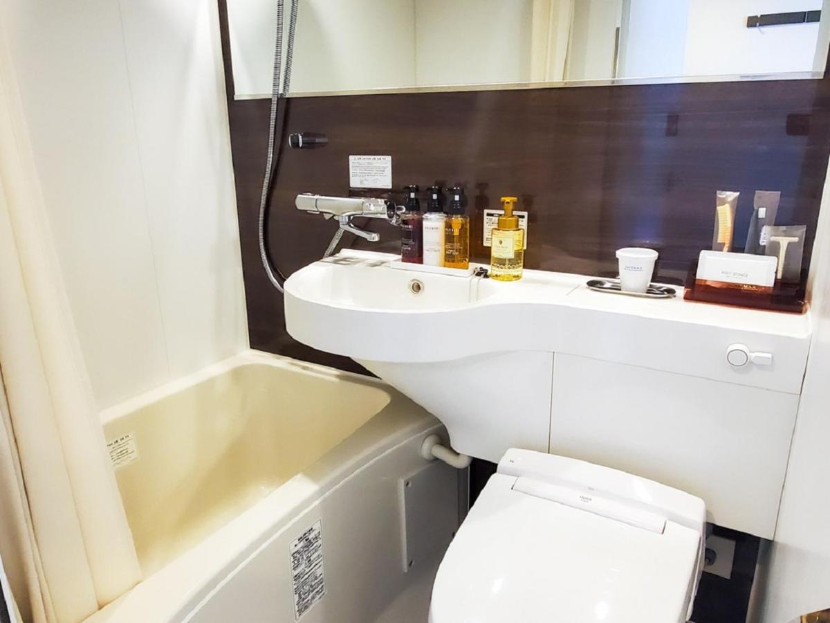 HOTEL LiVEMAX Yokohama Stadium Mae Bagian luar foto